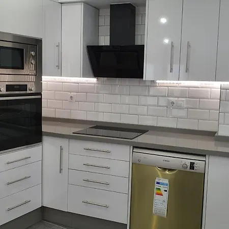 Atico Merced. Tranquilo Y Bien Situado Appartement