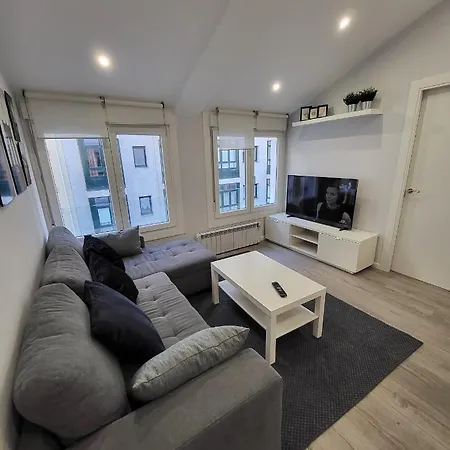 ático Merced. Tranquilo Y Bien Situado *