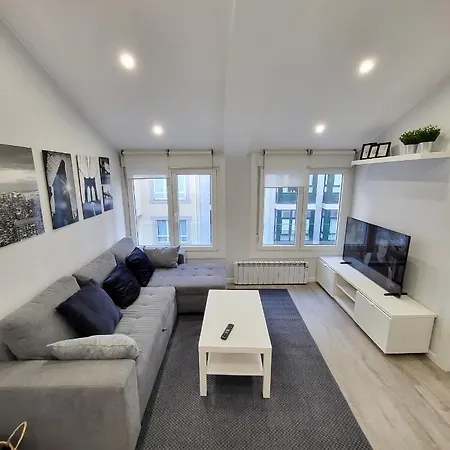 Atico Merced. Tranquilo Y Bien Situado Appartement A Coruña