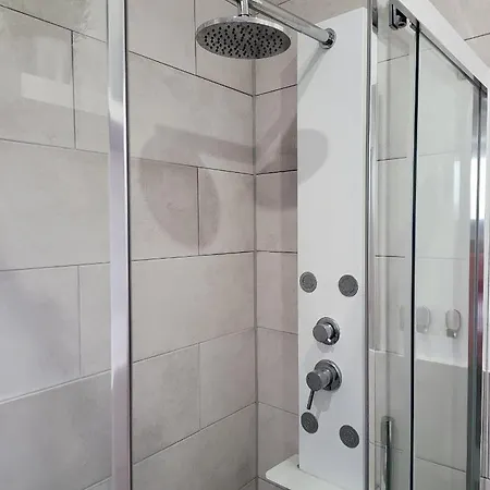 ático Merced. Tranquilo Y Bien Situado * A Coruña