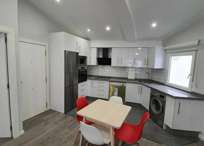 Atico Merced. Tranquilo Y Bien Situado Appartement *