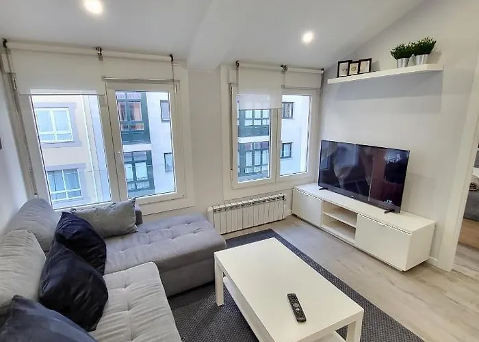 Atico Merced. Tranquilo Y Bien Situado Appartement *